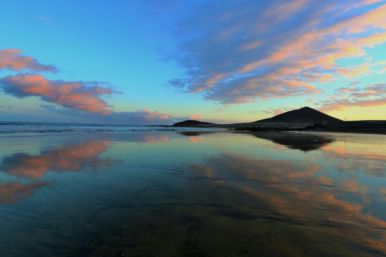 Alquilaencanarias Medano Lugar De Encuentro El Médano Exterior foto